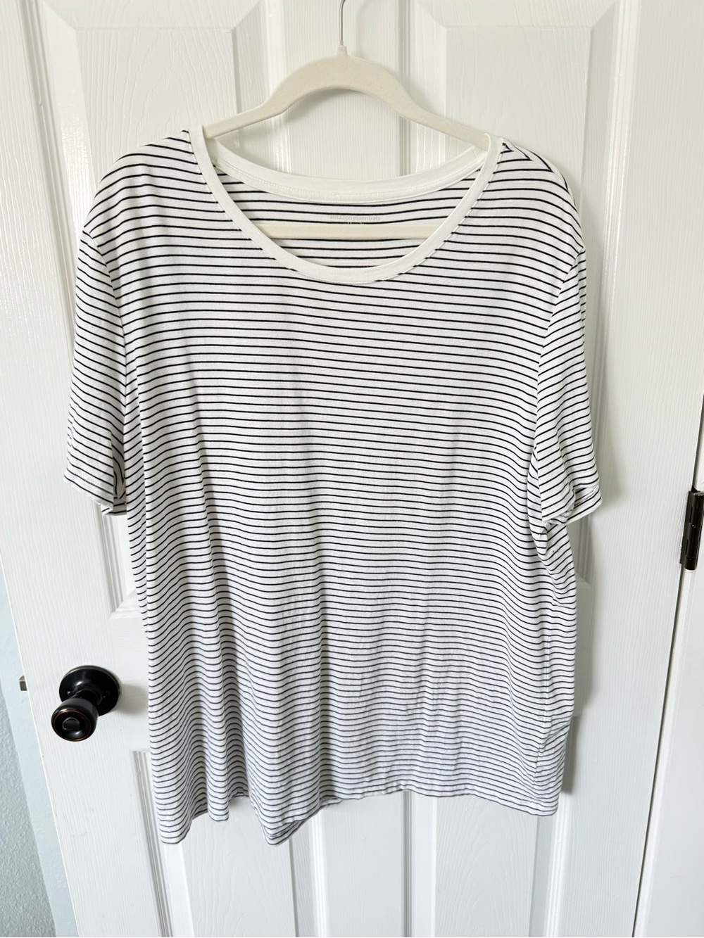 Amazon Essentials Black Striped Tee XXL